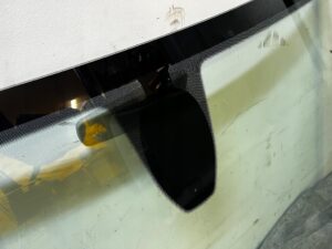 SZYBA PRZÓD PRZEDNIA CZOŁOWA CZUJNIK DESZCZU DACIA SANDERO III 2022R