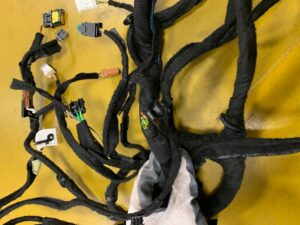 WIĄZKA INSTALACJA OKABLOWANIE KONSOLI DESKI CITROEN C4 PICASSO II