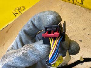 LUSTERKO ZEWNĘTRZNE PRAWE 14 PIN AUDI A8 D5 LY9T EU