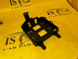 WSPORNIK MOCOWANIE UCHWYT STEROWNIKA MODUŁU KOMFORTU AUDI A8 D5