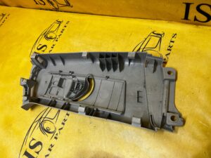 POSZYCIE OSŁONA SŁUPKA ŚRODKOWEGO B LEWY LEWA TOYOTA RAV4 V