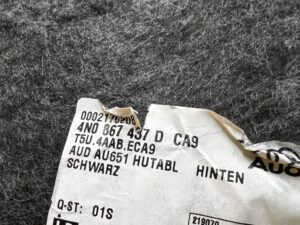 WYKŁADZINA TAPICERKA DYWAN BAGAŻNIKA AUDI A8 D5