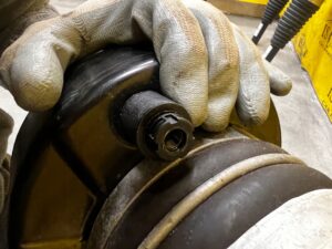 NOWY AMORTYZATOR PNEUMATYCZNY PRZÓD PRZEDNI LEWY AUDI A8 D5