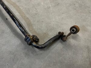 DRĄŻEK STABILIZATORA TYŁ TYLNY ŁĄCZNIKI TOYOTA RAV4 V 2.5 HYBRID