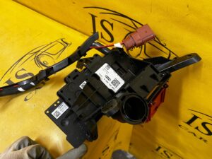 KLEMA WIĄZKA INSTALACJA AKUMULATORA ROZDZIELACZ PRĄDU AUDI A8 D5 3.0 TFSI