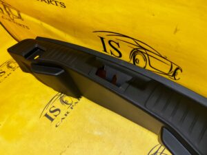 LISTWA OSŁONA PROGU BAGAŻNIKA PASA TYŁ TYLNEGO BAGAŻNIKA FORD KUGA MK3