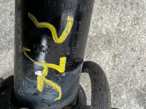 ZWROTNICA AMORTYZATOR MCPHERSON PRZÓD LEWY DACIA SANDERO III 1.0 SCE