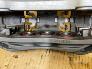 NOWE ZACISKI HAMULCOWE PRZÓD PRZEDNIE 350 MM AUDI A8 D5