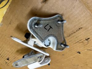 KOMPLET ZAWIASY DRZWI TYŁ LEWY MERCEDES GL X166 149