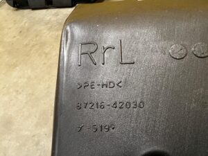 KANAŁ PRZEWÓD WLOT DOLOT POWIETRZA NA TYŁ LEWY TOYOTA RAV4 V