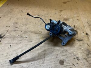 NOWY ZACISK HAMULCOWY ELEKTRYCZNY TYŁ LEWY AUDI A8 D5