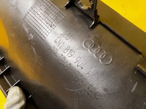 KANAŁ TUNEL DOLOT POWIETRZA NAWIEW NAGRZEWNICY AUDI A8 D5