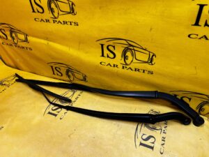 KOMPLET RAMIONA RAMIĘ WYCIERACZEK WYCIERACZKI PRZÓD TOYOTA RAV4 V EU