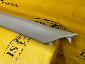 POSZYCIE OSŁONA OBUDOWA SŁUPKA PRZÓD A LEWY LEWA TOYOTA RAV4 V