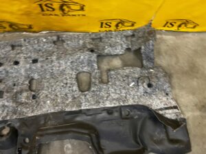 OSŁONA WYGŁUSZENIE WYCISZENIE DYWAN ŚCIANY GRODZIOWEJ TOYOTA RAV4 V EU