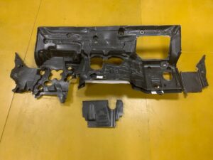 WYGŁUSZENIE OSŁONA WYKŁADZINA ŚCIANY GRODZIOWEJ JEEP WRANGLER JL