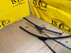 KOMPLET RAMIONA WYCIERACZKI PRZÓD RENAULT KOLEOS II EU