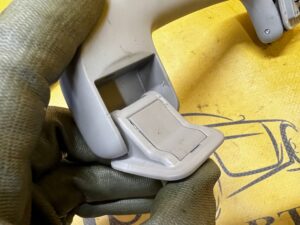 KOMPLET RĄCZKI UCHWYTY PODSUFITKI MERCEDES GL X166 GRAY