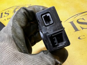 PODWÓJNE GNIAZDO USB AUX PORT ŁADOWARKA RENAULT CLIO IV
