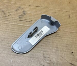 ZAŚLEPKA OSŁONA FOTELA PRZÓD LEWY MERCEDES GL X166 GRAY