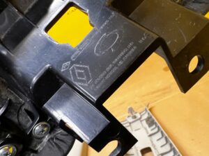 OSŁONA ZAŚLEPKA POD KIEROWNICĘ KONSOLI DESKI LEWA SKÓRA RENAULT KOLEOS II