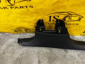 LISTWA OSŁONA NAKŁADKA PROGU SŁUPKA B PRZÓD LEWY CITROEN DS7 CROSSBACK X74