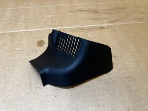 OSŁONA OBUDOWA LUSTERKA WEWNĘTRZNEGO WSTECZNEGO RENAULT KOLEOS II EU