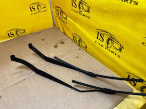 KOMPLET RAMIONA WYCIERACZKI PRZÓD RENAULT KOLEOS II EU