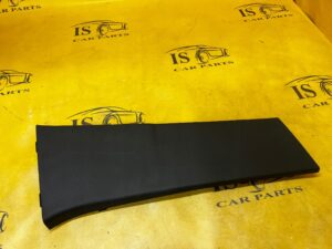 POSZYCIE OSŁONA OBUDOWA SŁUPKA ŚRODKOWEGO B PRAWA RENAULT CLIO IV HB