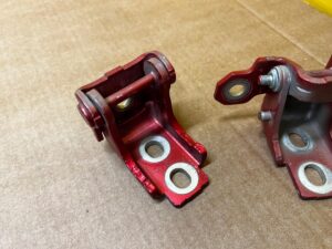 KOMPLET ZAWIASY DRZWI PRZÓD TYŁ PRAWY RENAULT CLIO IV TENNP