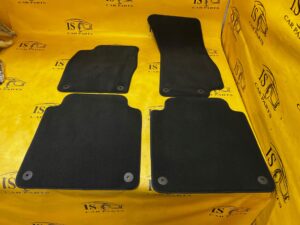 KOMPLET DYWANIKI WYCIERACZKI WELUROWE AUDI A8 D5 LONG EU NOWE OEM