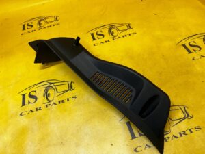 OSŁONA BOCZEK MOCOWANIE PÓŁKI BAGAŻNIKA TYŁ PRAWY RENAULT CLIO IV HB