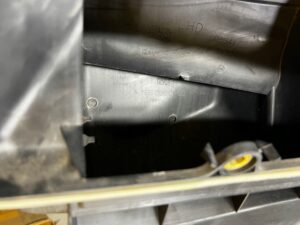 OBUDOWA FILTRA KABINOWEGO MERCEDES GL X166 LHD