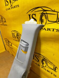 POSZYCIE OSŁONA SŁUPKA ŚRODKOWEGO B PRAWY PRAWA MERCEDES GL X166 GRAY