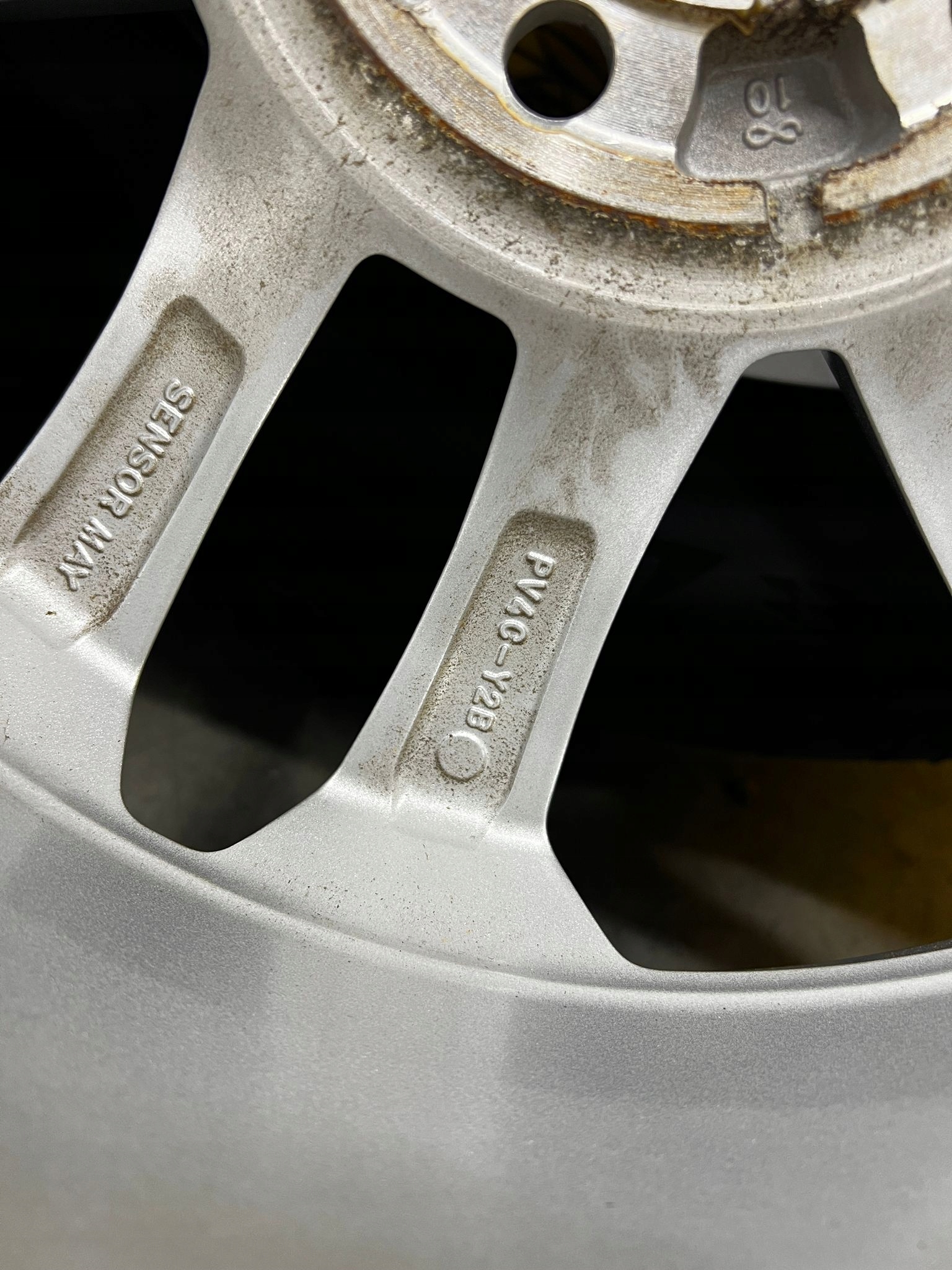 NOWE KOŁA FELGI OPONY LETNIE FORD KUGA MK3 225/65 R17