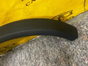 LISTWA POSZERZENIE BŁOTNIKA TYŁ LEWA LEWY 33″ FORD BRONCO 21-