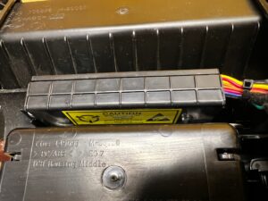 SCHOWEK UCHWYT NA KUBKI CUPHOLDER DREWNO MERCEDES GL X166