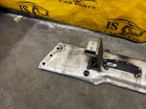 ŁAPA WSPORNIK PODPORA SKRZYNI BIEGÓW MERCEDES GL X166