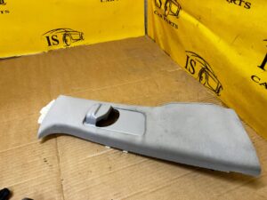 POSZYCIE OSŁONA SŁUPKA ŚRODKOWEGO B PRAWY PRAWA MERCEDES GL X166 GRAY