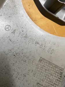 POSZYCIE OSŁONA SŁUPKA ŚRODKOWEGO B LEWY LEWA MERCEDES GL X166 GRAY