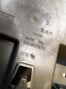 WSPORNIK MOCOWANIE BAGAŻNIKA TYŁ PRAWY CITROEN DS7 CROSSBACK X74