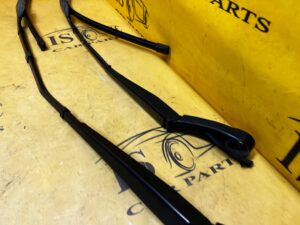 KOMPLET RAMIONA WYCIERACZKI PRZÓD CITROEN DS7 CROSSBACK X74 EU