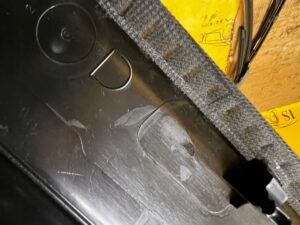 POSZYCIE OSŁONA OBUDOWA SŁUPKA PRZÓD A PRAWY CITROEN DS7 CROSSBACK X74