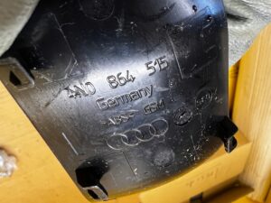 OSŁONA ZAŚLEPKA MASKOWNICA BAGAŻNIKA LEWA AUDI A8 D5