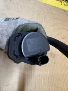 DODATKOWA POMPA PRZEWÓD RURA RURKA WĄŻ WODY MERCEDES GL X166 3.0 CDI