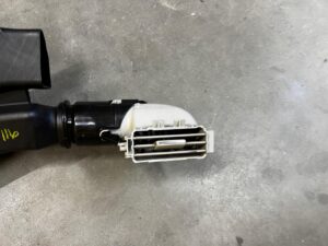 KANAŁ TUNEL KRATKA NAWIEWU POWIETRZA TYŁ LEWY MERCEDES GL X166