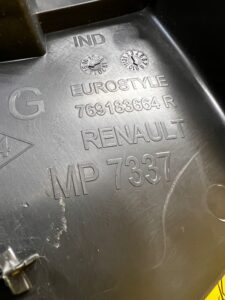 PLASTIK OSŁONA LISTWA KANAPY SŁUPKA C TYŁ LEWY RENAULT CLIO IV HB