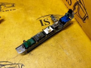 PANEL PRZEŁĄCZNIK SZYB TUNELU ŚRODKOWEGO LEWY CITROEN DS7 CROSSBACK X74 EU