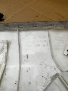 POSZYCIE OSŁONA OBUDOWA SŁUPKA PRZÓD A PRAWY RENAULT KOLEOS II