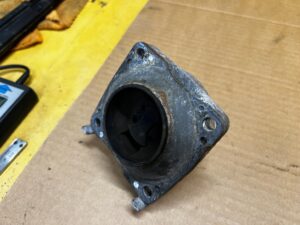 ŁAPA MOCOWANIE PODUSZKA SKRZYNI BIEGÓW MERCEDES GL X166 3.0 CDI